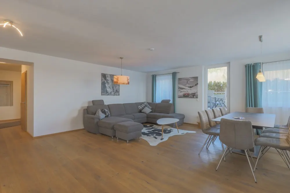 KITZIMMO-exklusives Apartment in Neukirchen kaufen.