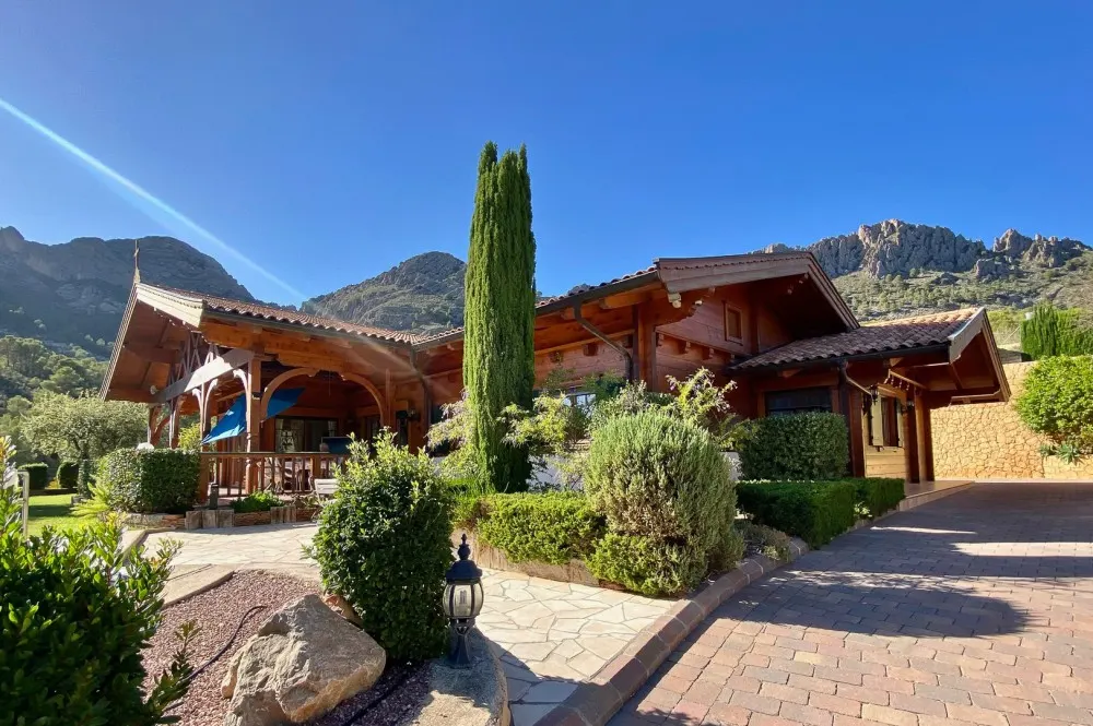 Luxus-Finca in Spanien kaufen - Immobilien KITZIMMO