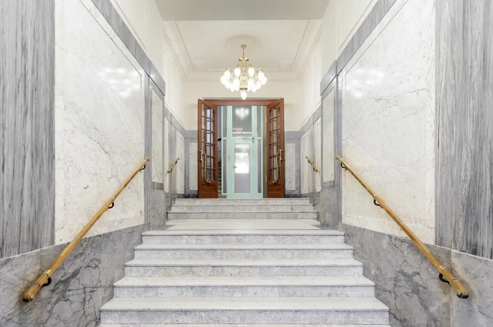 KITZIMMO-Luxus-Dachgeschosswohnung kaufen - Immobilien Wien.