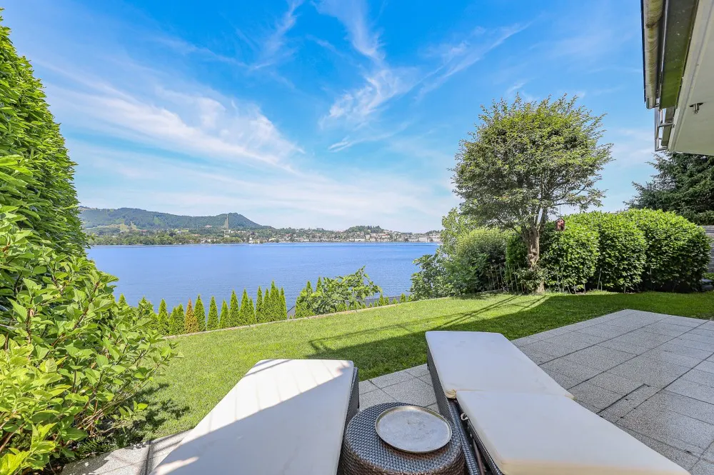 KITZIMMO-Exklusive Villa mit Pool am Traunsee kaufen - Immobilien Gmunden.